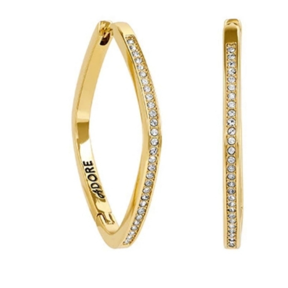 Adore soft square earring